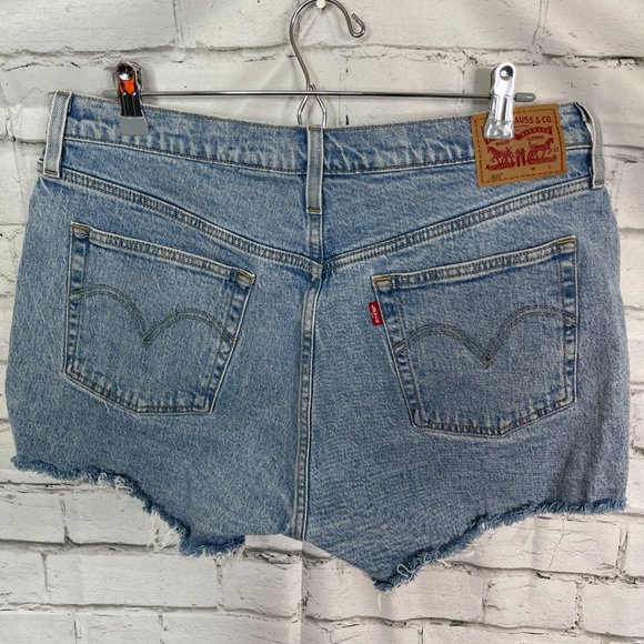 Levis 501 Denim Cutoff Shorts Womens 33 High Rise Distressed Light Wash - Picture 3 of 5